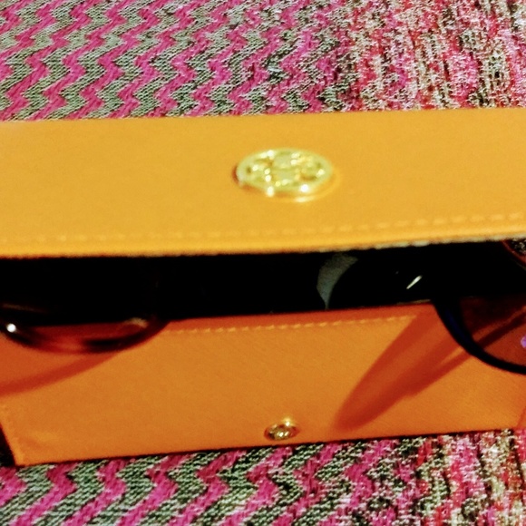 Tory Burch Leather Sunglass Case - Picture 3 of 4